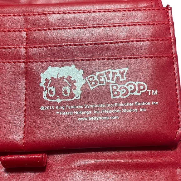 Betty Boop Large Zip Around Wallet & Checkbook Holder - Picture 13 of 14
